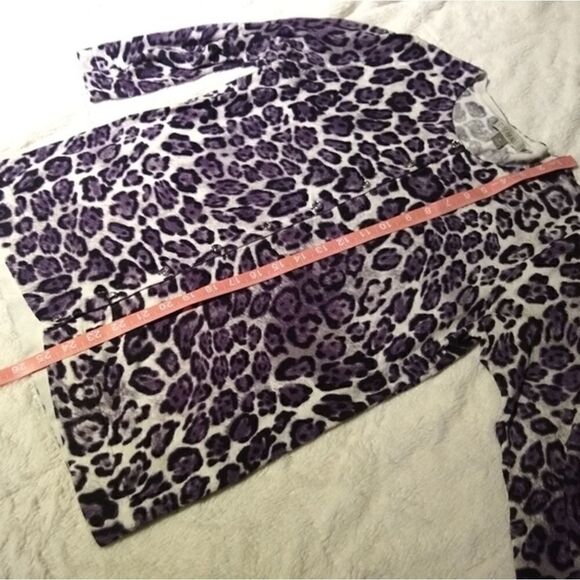 Roz & Ali Cardigan  - Picture 7 of 8